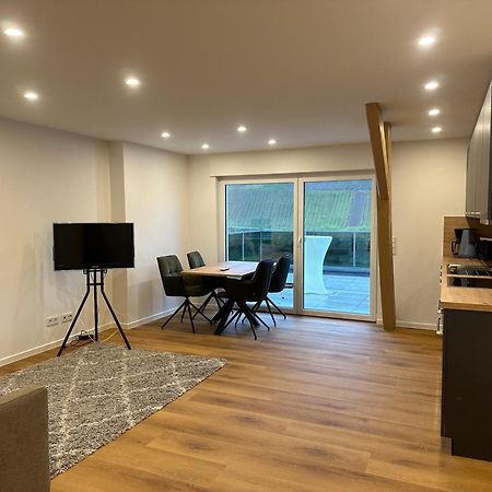 Moselappartements By Weingut Marco Adamy Lösnich Eksteriør bilde