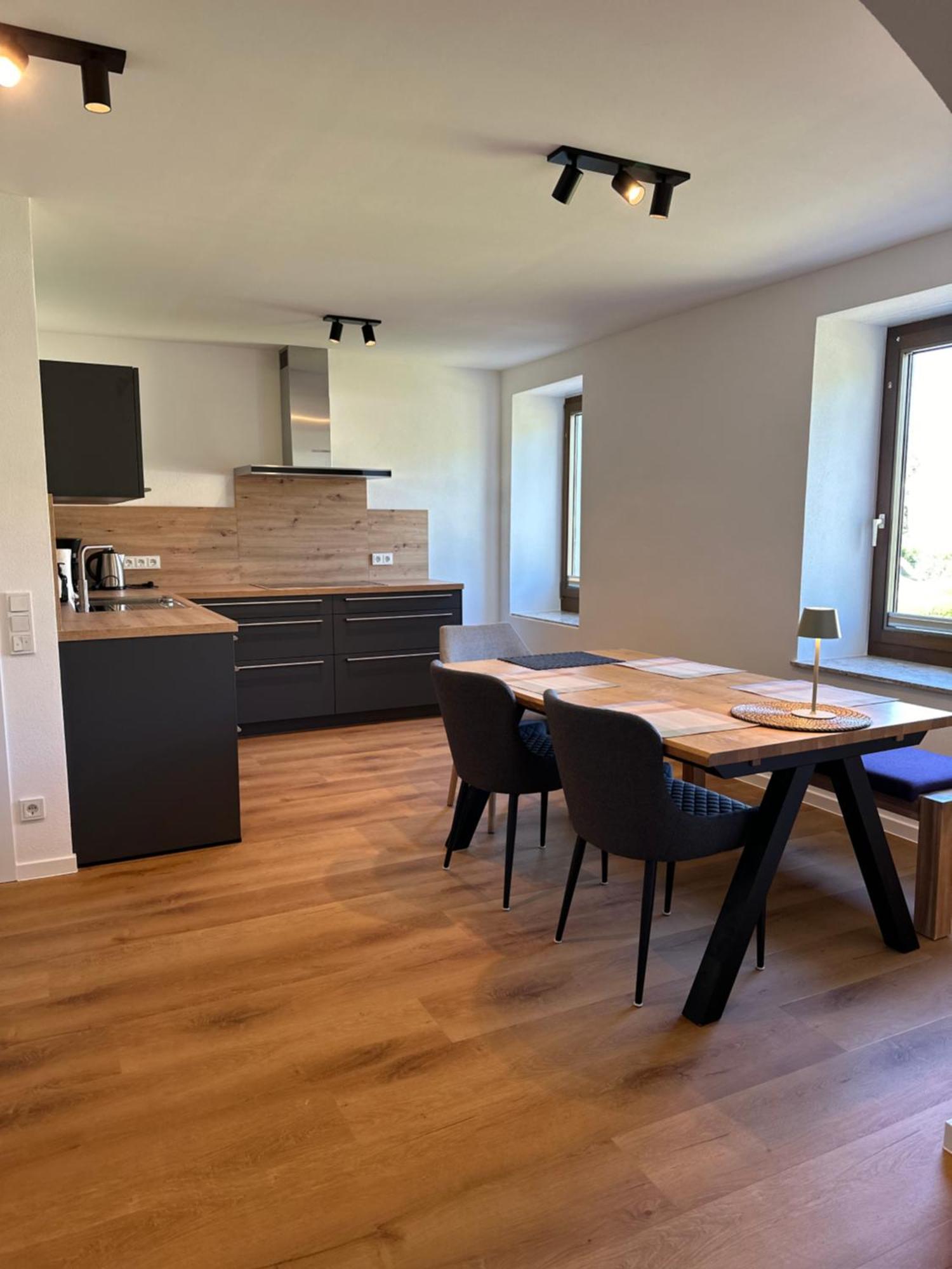 Moselappartements By Weingut Marco Adamy Lösnich Eksteriør bilde