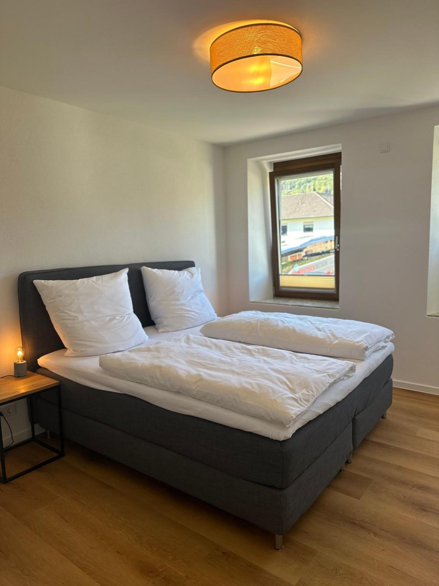 Moselappartements By Weingut Marco Adamy Lösnich Eksteriør bilde